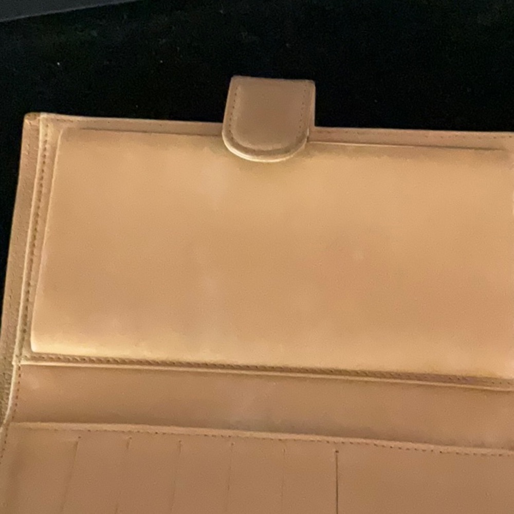 Chanel Beige Leather Wallet - Picture 15 of 16